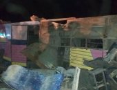 محافظ مطروح ينتقل لموقع حادث الأتوبيس عقب مصرع 6 وإصابة 26