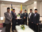 رئيس الوزراء الماليزى يعين 4 من أعضاء منظمة خريجى الأزهر بالمجلس الاستشارى