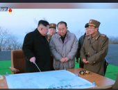 بالصور.. زعيم كوريا الشمالية يستعد لضرب القواعد الأمريكية فى اليابان