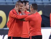 فيدال يبرىء نفسه من استقطاب سانشيز إلى بايرن ميونخ