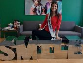 ملكة جمال الكون تجمع تبرعات "قطار الابتسامة" لعلاج الشفاه الأرنبية