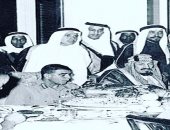 الأمير طلال بن عبدالعزيز ينشر صورة نادرة للرد على المشككين فى علاقة مصر بالسعودية