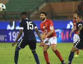 بالصور.. 60 دقيقة.. أجاى يُهدر الهدف الثانى للأهلى وبيدفيست يبحث عن التعادل