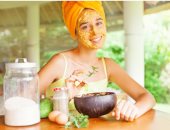 استخدمى قناع البيض والشوفان بانتظام لتجنب ظهور تجاعيد البشرة 