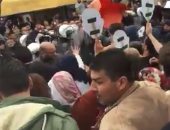 بالفيديو.. أمن "أبو مازن" يقمع مسيرة منددة بمحاكمة باسل الأعرج رغم استشهاده