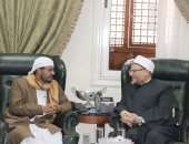 وزير الأوقاف اليمنى يبحث الاستفادة من خبرة دار الإفتاء فى مواجهة التطرف