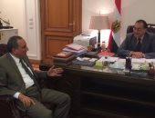 مصطفى مدبولى يلتقى عبد المحسن سلامة لحل مشاكل الإسكان بنقابة الصحفيين