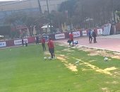 بالصور.. صدمة جديدة.. مؤمن زكريا يغادر مران الأهلى مصابا