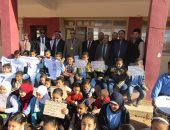 بالصور ..رئيس مدينة أبورديس يكرم 33 تلميذ من الأوائل
