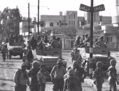 هاآرتس:إسرائيل طردت 110 فلسطينيين من غزة لسيناء خلال حرب 67 كعقاب جماعى