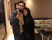 محمد فضل يتغزل فى زوجته عبر "فيس بوك": "انتى الوحيدة"