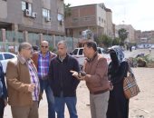 رئيس مدينة المحلة يتابع أعمال تجديد مشروع الصرف الصحى بشارع الإنتاج