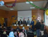 مطار القاهرة يكرم 22 أم مثالية فى احتفالية عيد الأم