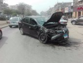 قارئ يشارك بصور حادث تصادم سيارتين فى جسر السويس