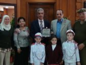 مدير أمن المنوفية يستقبل طلاب مدرسة اللغات بشبين الكوم