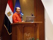 بالصور.. رئيس الدعم الفنى بقناة السويس لبرلمانيين:  8% من تجارة العالم تمر بالقناة