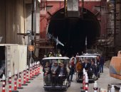 بالصور.. وفد "دفاع البرلمان" يتفقد الأنفاق الجنوبية بقناة السويس بصحبة مهاب مميش