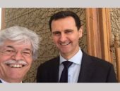 برلمانى إيطالى يشعل مواقع التواصل بـ"سيلفى" مع بشار الأسد فى دمشق