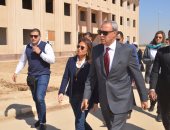 بالصور.. محافظ قنا: مكافحة الفساد الإدارى أدى لاستقرار السياسات الاقتصادية