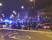 بالصور.. سيارة تدهس 4 أشخاص وسط العاصمة البريطانية لندن وتثير الفزع