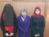 ضبط طالبات يخدرن سيدات الإسكندرية لسرقتهن