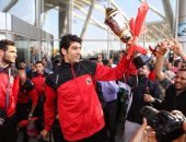 بالصور.. وصول طائرة الأهلى أبطال أفريقيا لمطار القاهرة 
