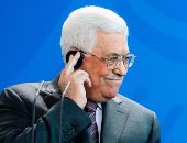 محمود عباس يشدد الخناق على حركة حماس بقطع الكهرباء عن قطاع غزة  