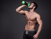 أفضل وقت لشرب مخفوق البروتين.. بعد التمرين لإصلاح العضلات