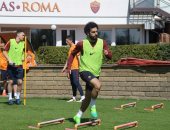 بالصور.. محمد صلاح يظهر فى تدريبات روما بعد معسكر الفراعنة