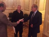  مرتضى منصور يسلم رئيس الوزراء دعوة افتتاح منشآت الزمالك الجديدة