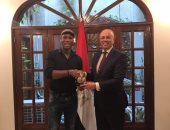 سفير مصر بكوت ديفوار يستقبل "دروجبا" لبحث التعاون فى المجال الرياضى