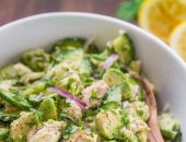 طريقة عمل سلطة التونة والأفوكادو