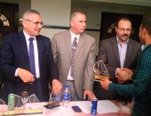 فوز فريق تحيا مصر فى مسابقة تصنيع روبوتات السومو بكفر الشيخ