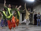 حفل استعراضى لفرقة هندية  بمحطة مترو السادات 