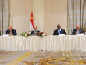 السيسي لدوائر الفكر الأمريكية: مصر بلغت درجة كبيرة من الاستقرار والأمن بعد سنوات من التقلبات السياسية.. ونراعى التوازن بين الإصلاح والتصدى للمنظمات الإرهابية.. وعلاقتنا بأمريكا قائمة على الشراكة الاستراتيجية