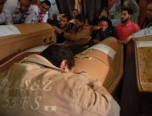 بالفيديو..بدء مراسم صلاة الجنازة على شهداء كنيسة مارمرقس بدير مار مينا بالإسكندرية