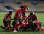 بالصور.. الأهلى "يؤمن" القمة فى الإسكندرية بهدف السولية