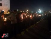 مسيرة بالشموع تكريما لضحايا زلزال اماتريتشى وسط إيطاليا 