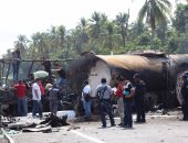 بالصور.. اصطدام حافلة بشاحنة وقود فى المكسيك ومصرع 24 شخصا