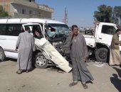 قارئ يشارك بصور حادث تصادم على طريق "ابشواى - الفيوم" وسقوط 9 مصابين