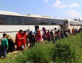 بالصور .. استئناف عمليات إجلاء سكان بلدات سورية محاصرة بعد تفجير حى الراشدين