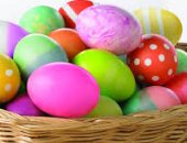 استخدام الألوان الصناعية فى تلوين البيض يسبب مشاكل الكلى والكبد