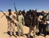 سرية تابعة للجيش الليبى تلقى القبض على ميليشيا مزودة بأسلحة متطورة