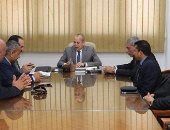 محافظ دمياط يلتقى أمناء الأحزاب السياسية بالمحافظة 