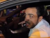 بالفيديو والصور.. الظهور الأول لسيارة كهربا الـ"بنتلى" فى مصر