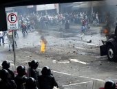 غضب حاد فى فنزويلا بعد محاكمة 50 مدنيا "عسكريا"