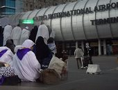 رئيس لجنة السياحة بالبرلمان تؤكد انتهاء أزمة المعتمرين اليوم بعد تدخل الوزير