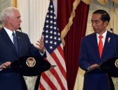 بالصور.. نائب الرئيس الأمريكى مايك بنس يلتقى الرئيس الإندونيسى جوكو ويدودو