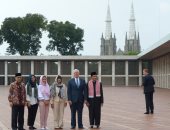 بالصور.. نائب الرئيس الأمريكى مايك بنس يزور مسجد "الاستقلال" فى إندونيسيا