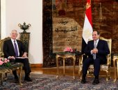 رويترز : وزير الدفاع الأمريكى متفائل بتحسن الروابط العسكرية مع مصر